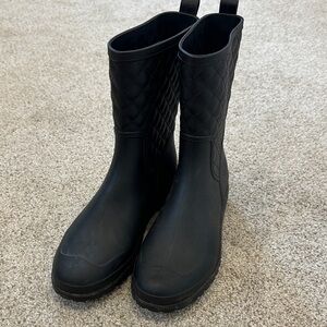 Black Quilted Rain Boots